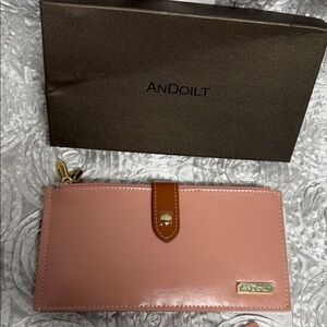 AnDoilt RFID Blocking Women's Wallet